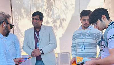 Thapar students discussing internship opportunities with Zestminds team