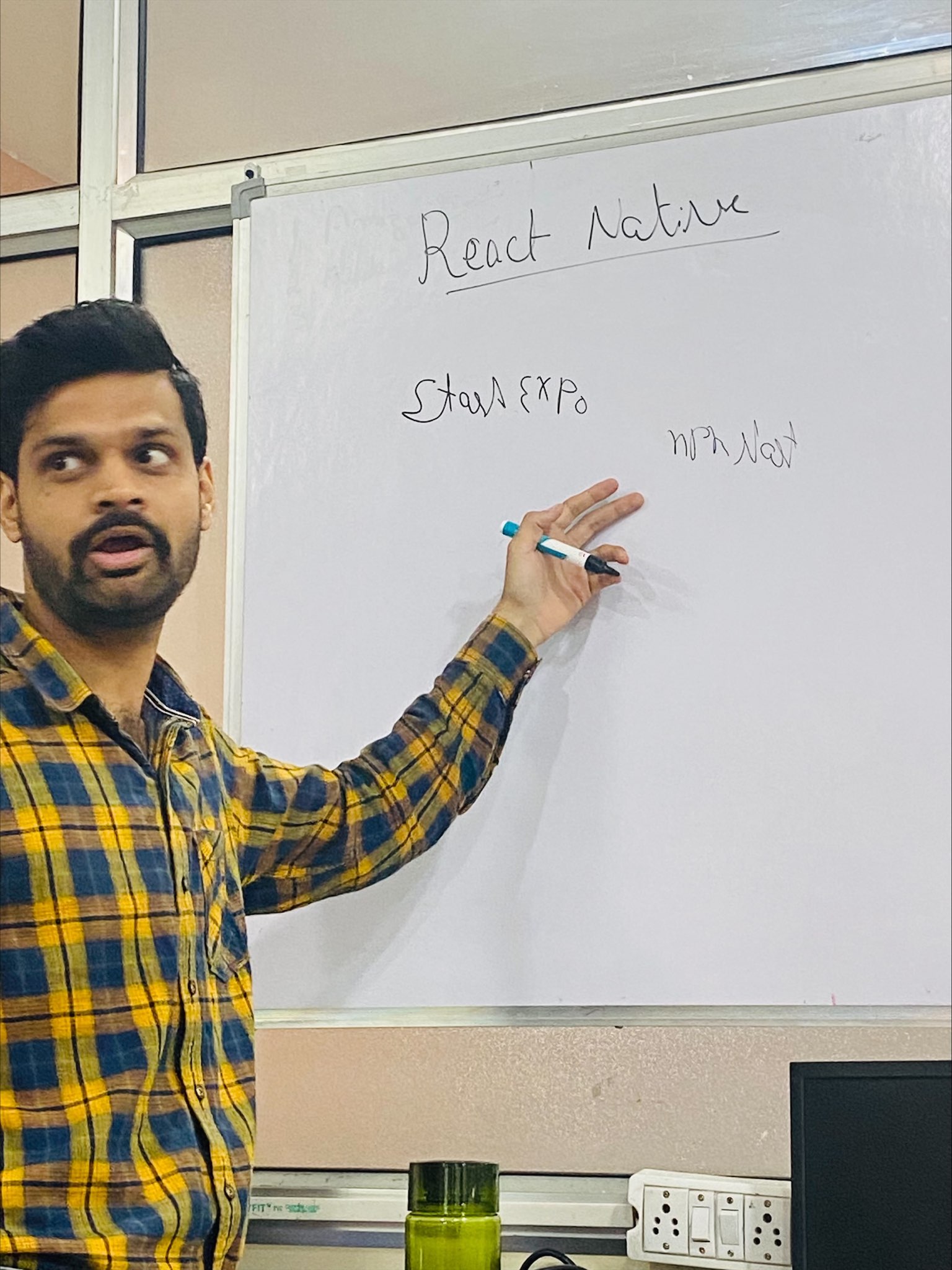 MERN Instructor delivering hands-on training sessions at Zestminds, Mohal